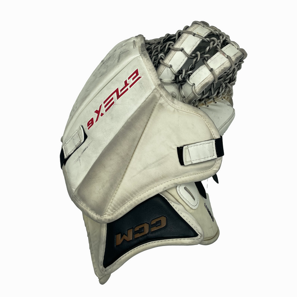 CCM Extreme Flex 6 - Used Pro Stock Goalie Glove (White/Copper)