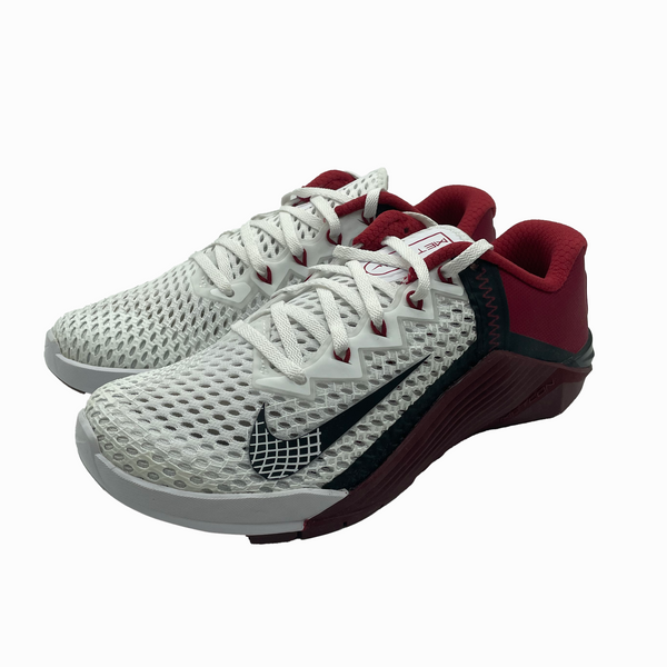 Nike metcon crimson hotsell