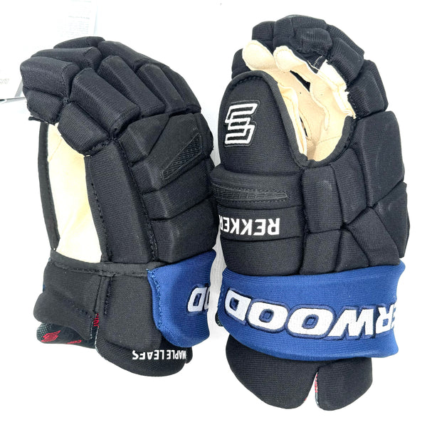 Sherwood Rekker Legend Pro - NHL Pro Stock Glove - Pro Palm - Toronto Maple Leafs (Black/Blue)