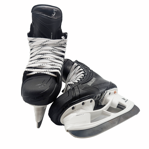 Bauer Vapor Hyperlite 2 - Pro Stock Hockey Skates - Size 4.5E (Black)