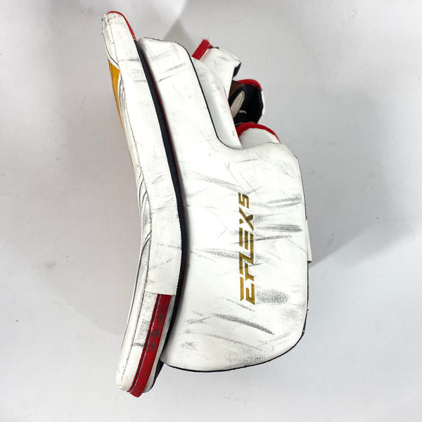 CCM Extreme Flex 5 - Used Pro Stock Senior Goalie Full Set - Full Right (White/Black/Red/Yellow)