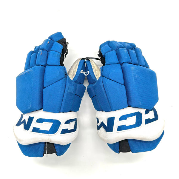 CCM HGTKPP - Used NHL Pro Stock Glove - Colorado Avalanche (Blue)