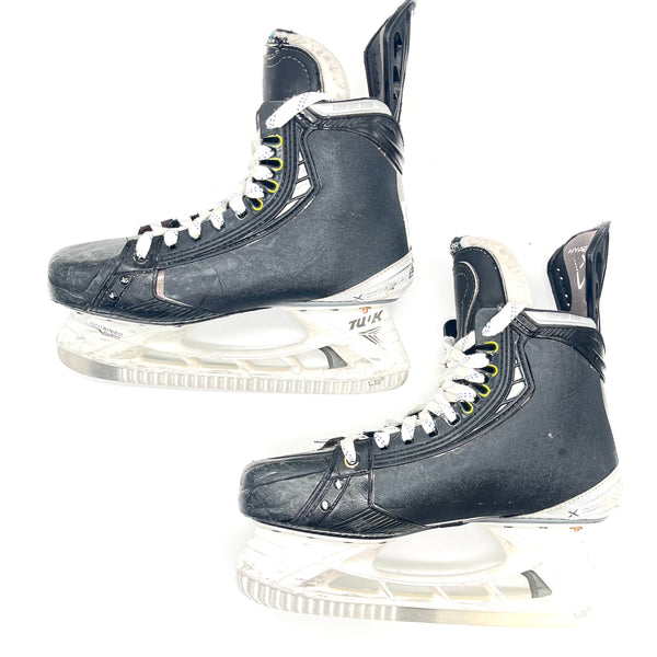 Bauer Vapor Hyperlite - Used Pro Stock Hockey Skate - Size 8.5D