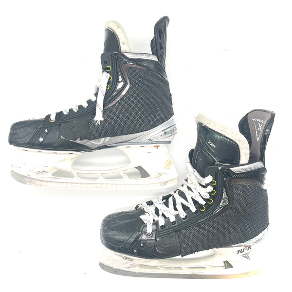 Used - Bauer Vapor Hyperlite pro Stock Skates - Size 8.5D