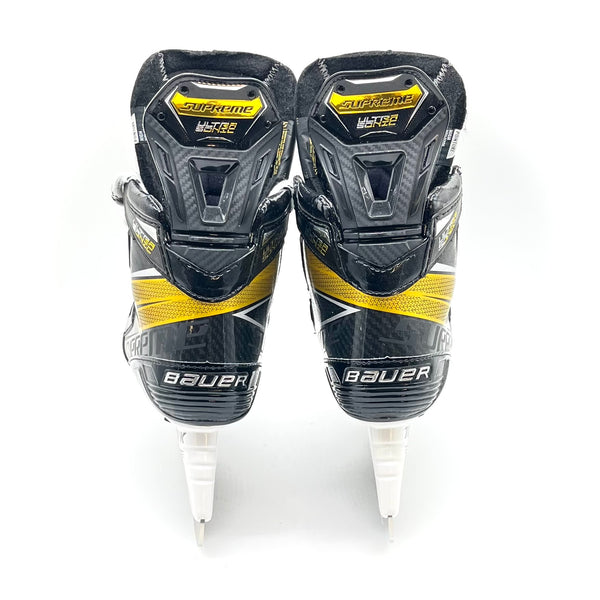 Bauer Supreme Ultrasonic - Pro Stock Hockey Skates - Size 7 Fit 3