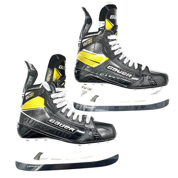 Bauer Supreme Ultrasonic - Pro Stock Hockey Skates - Size 7 Fit 3