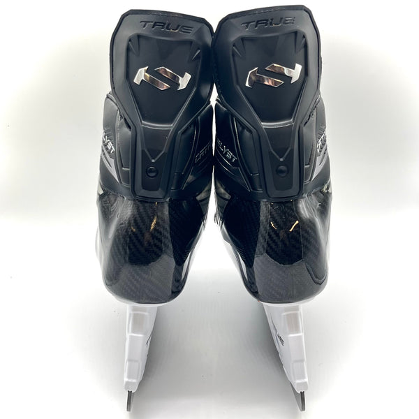 True Catalyst Pro Hockey Skates - Poe Pavelski (NHL)