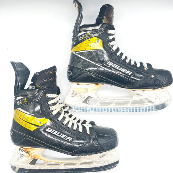 Used Bauer Supreme Ultrasonic Pro Stock Hockey Skates - Size 9.5