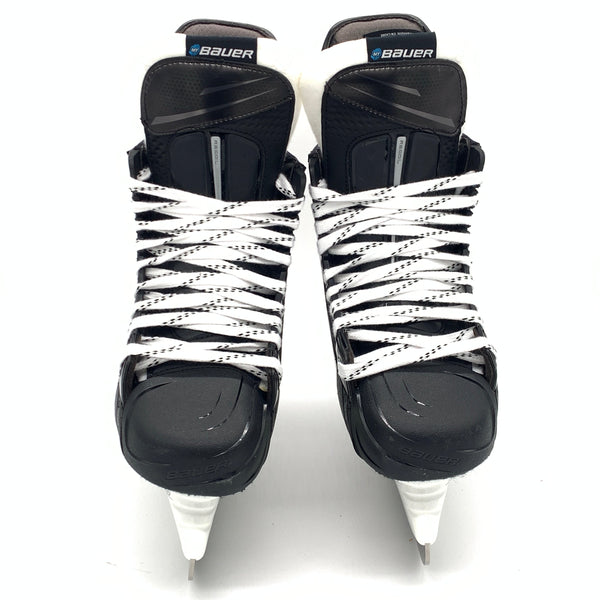 Bauer Vapor Hyperlite - Pro Stock Hockey Skates - Size 7D