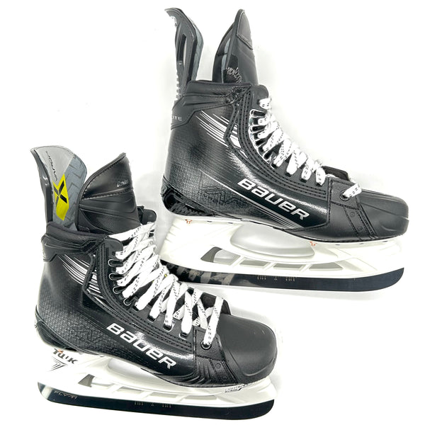 Bauer Vapor Hyperlite 2 - Pro Stock Hockey Skates - Size 7D